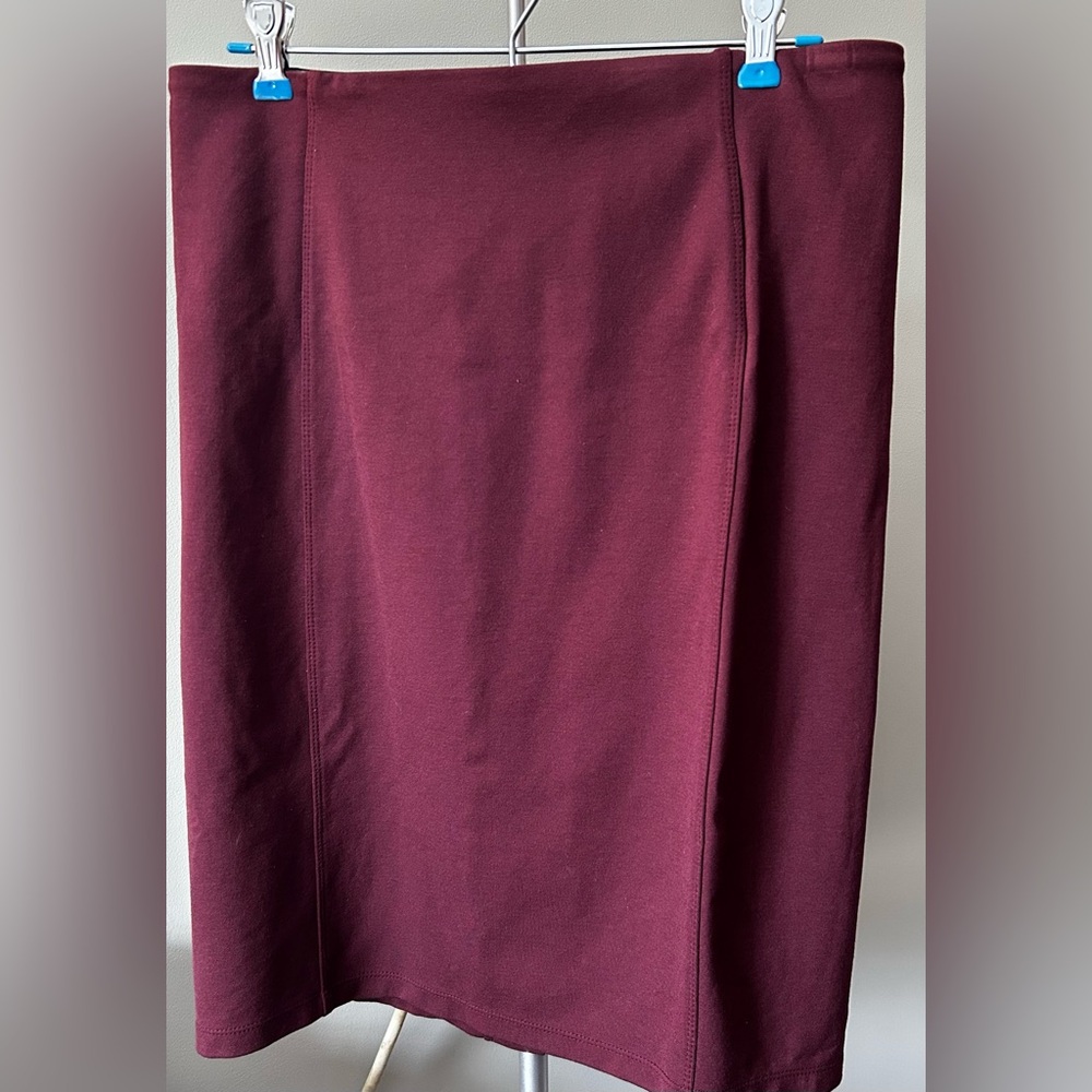 Liverpool stretch pencil skirt